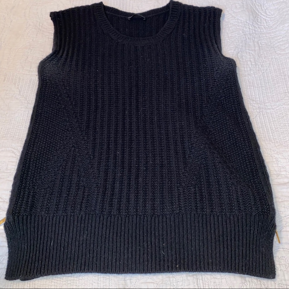 The row cashmere/wool knit side zip vest large
